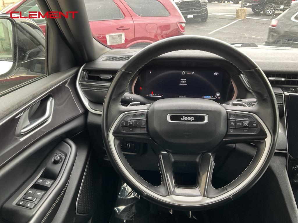 used 2022 Jeep Grand Cherokee car, priced at $32,594