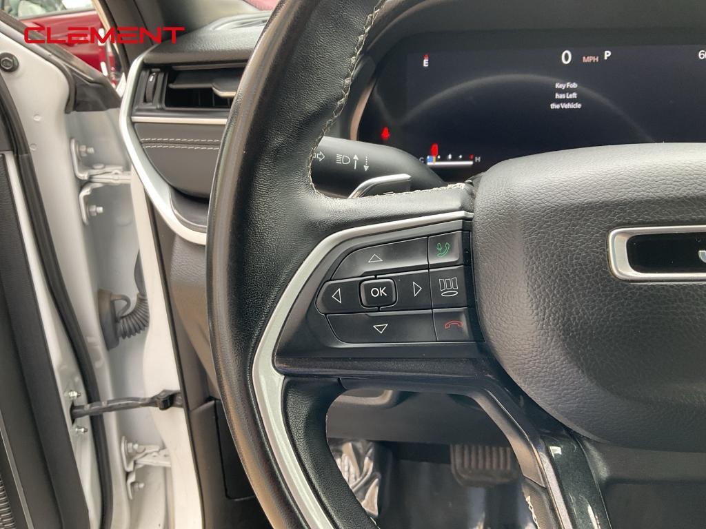 used 2022 Jeep Grand Cherokee car, priced at $32,594