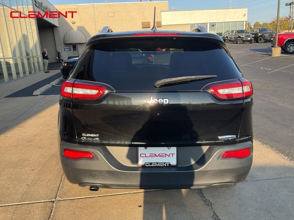 used 2014 Jeep Cherokee car, priced at $10,500
