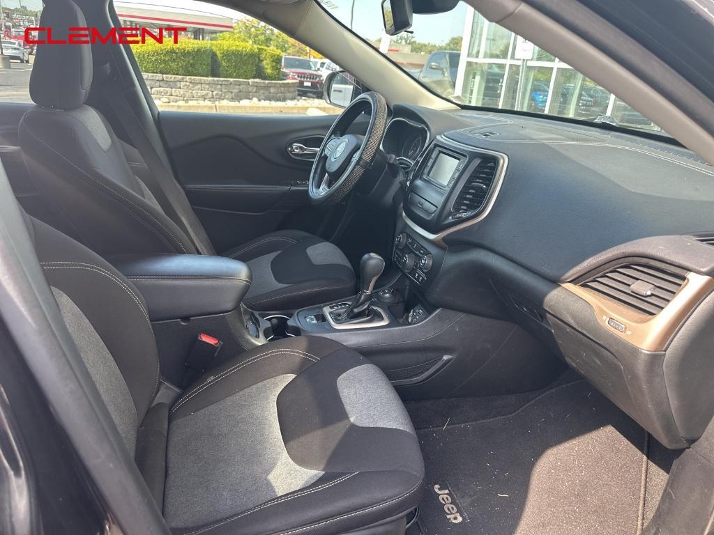 used 2014 Jeep Cherokee car, priced at $10,569