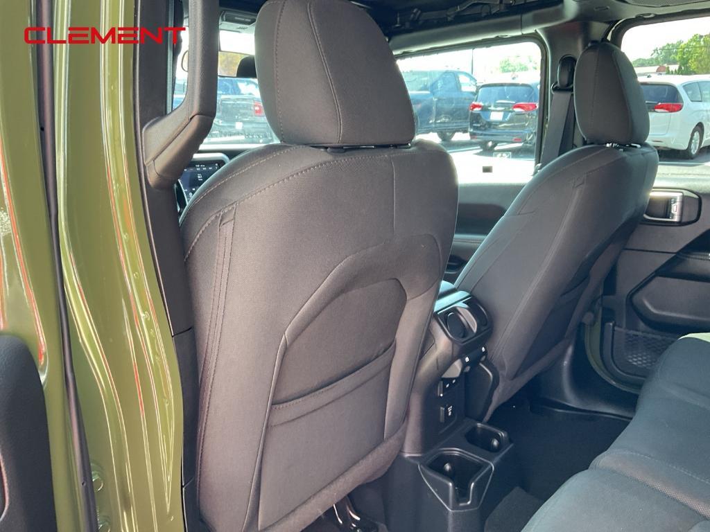 used 2021 Jeep Wrangler Unlimited car, priced at $33,000