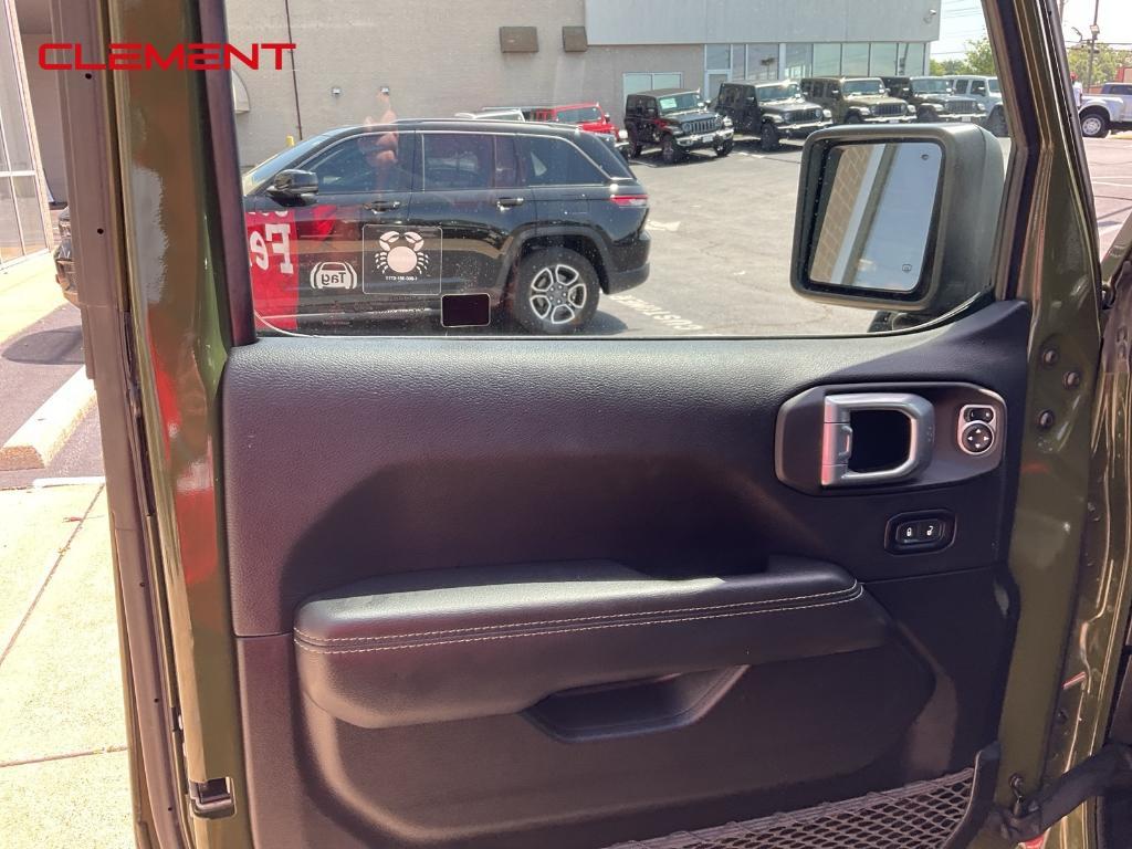 used 2021 Jeep Wrangler Unlimited car, priced at $33,000