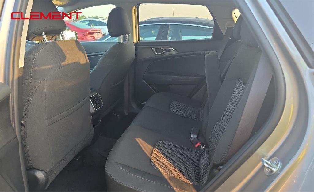 used 2023 Kia Sportage Hybrid car, priced at $23,000