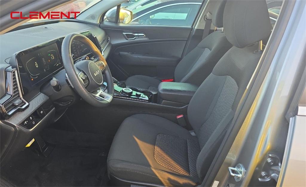 used 2023 Kia Sportage Hybrid car, priced at $23,000