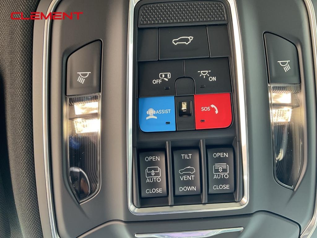 new 2025 Jeep Grand Cherokee car, priced at $48,432