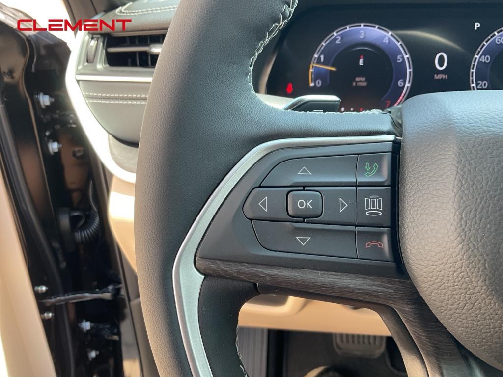 new 2025 Jeep Grand Cherokee car, priced at $48,432
