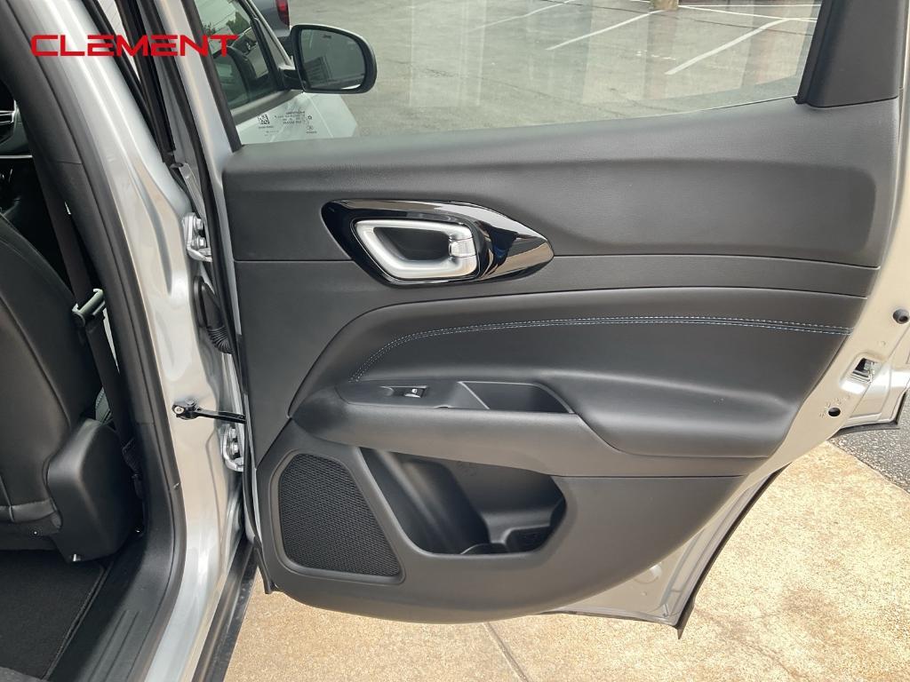 new 2025 Jeep Compass car, priced at $30,958