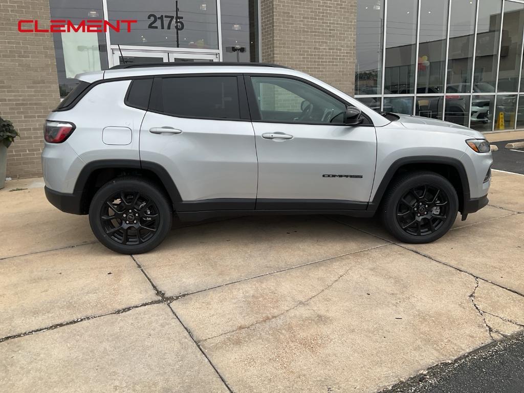 new 2025 Jeep Compass car, priced at $30,958