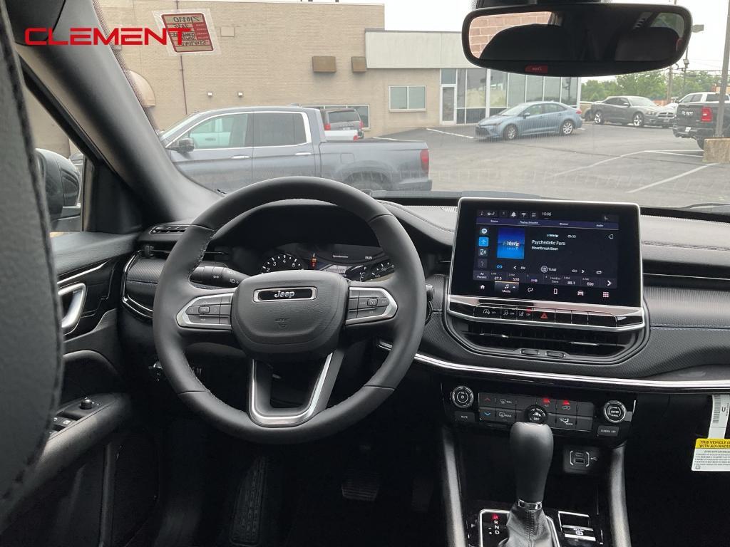 new 2025 Jeep Compass car, priced at $30,958