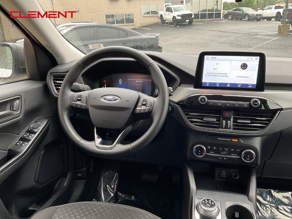 used 2024 Ford Escape car, priced at $25,500