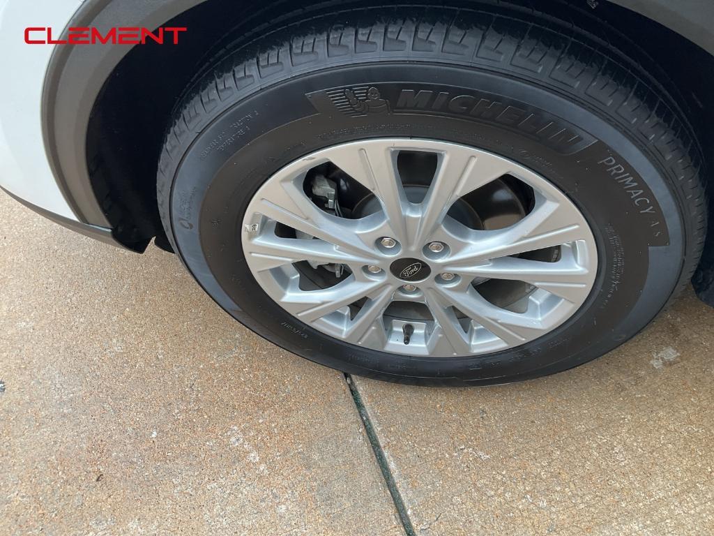 used 2024 Ford Escape car, priced at $25,500
