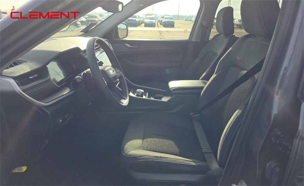 used 2023 Jeep Grand Cherokee L car, priced at $27,319