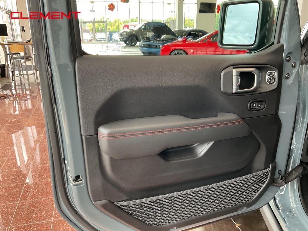 new 2025 Jeep Wrangler car, priced at $64,089