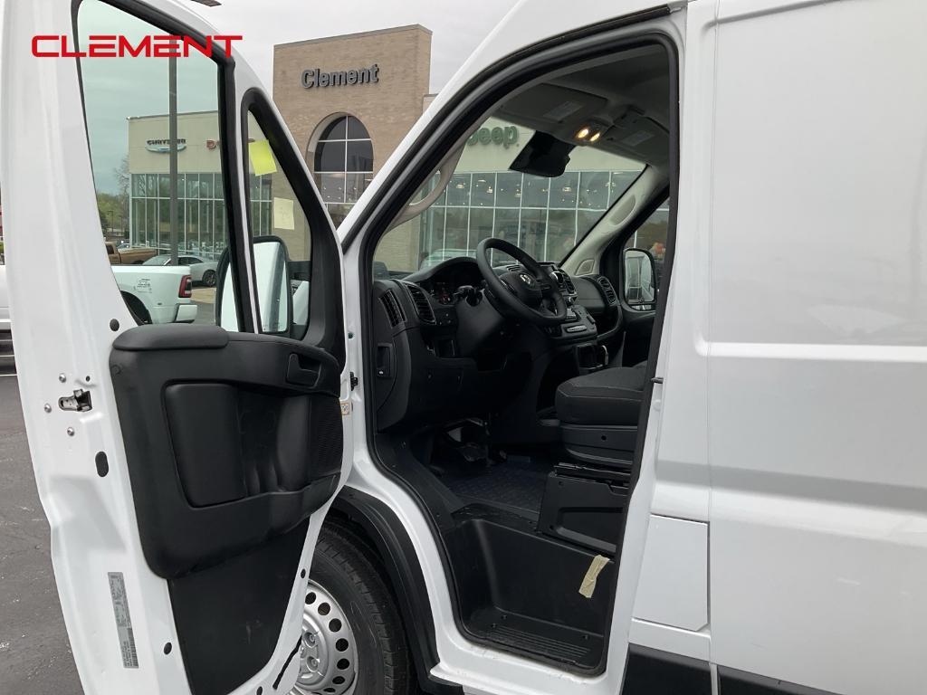 new 2025 Ram ProMaster 3500 car, priced at $51,941