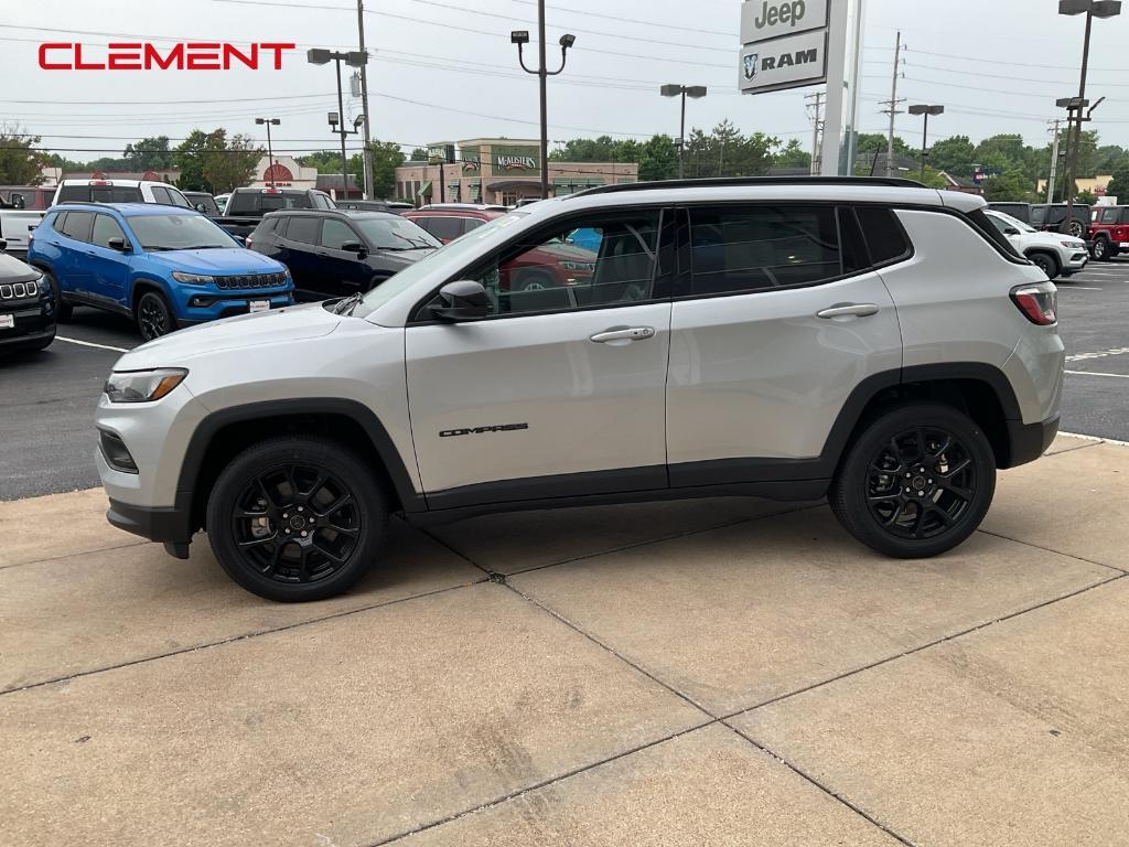 new 2025 Jeep Compass car, priced at $30,958