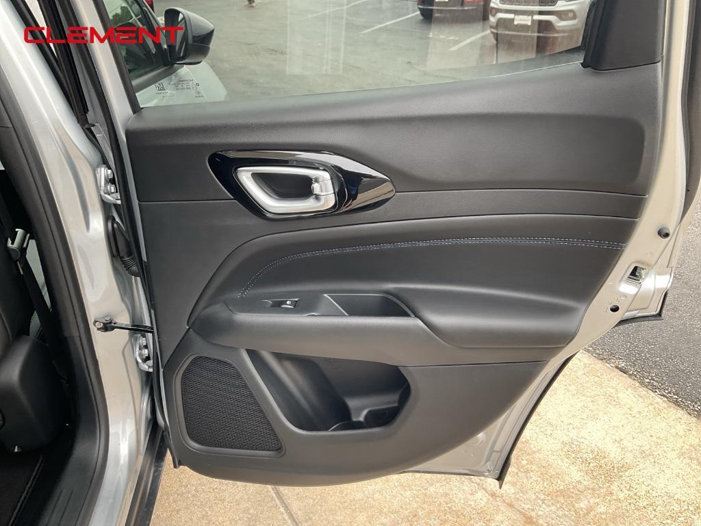 new 2025 Jeep Compass car, priced at $30,958