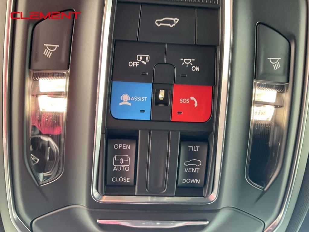 new 2025 Jeep Grand Cherokee car, priced at $38,437