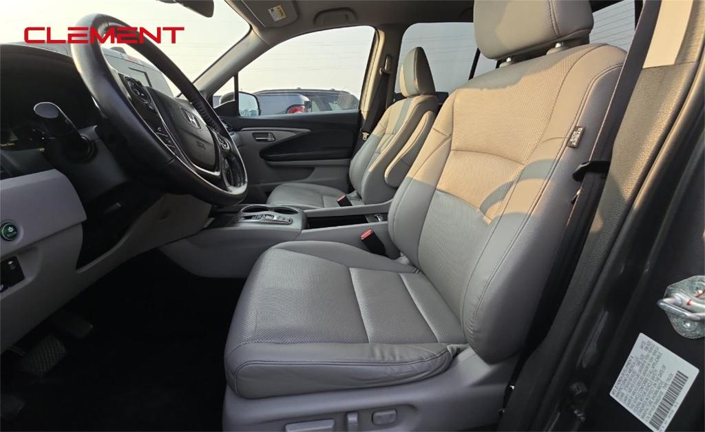 used 2022 Honda Ridgeline car, priced at $35,500