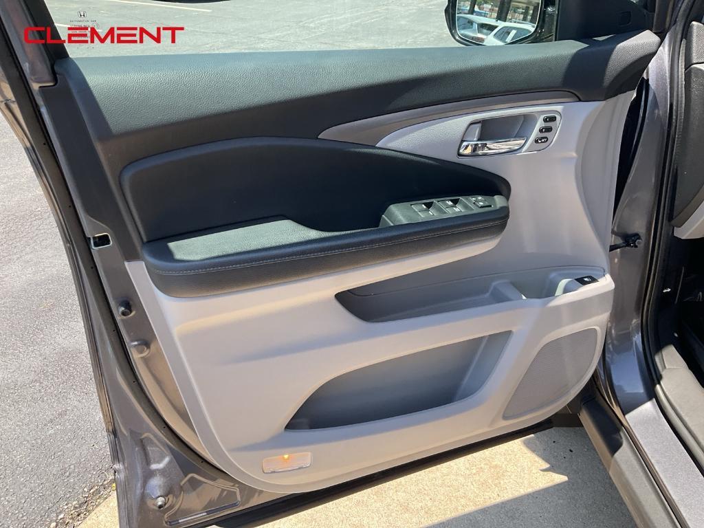 used 2022 Honda Ridgeline car, priced at $35,292