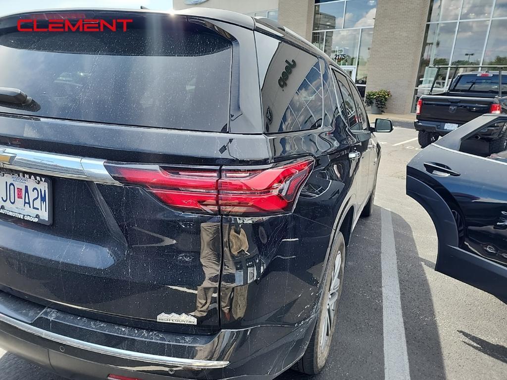 used 2023 Chevrolet Traverse car, priced at $39,430