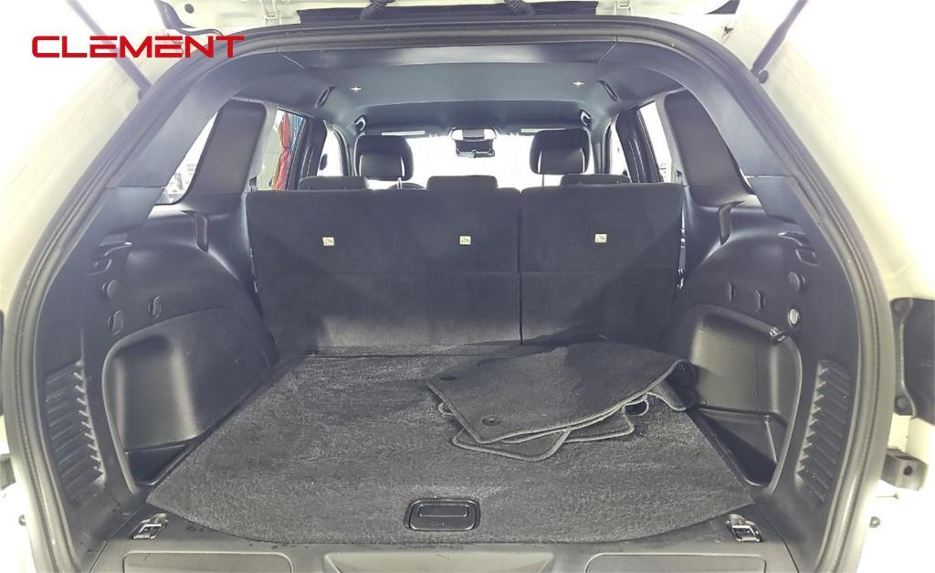 used 2021 Jeep Grand Cherokee car, priced at $25,048