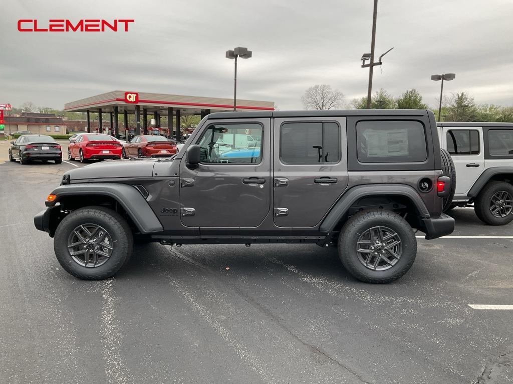 new 2025 Jeep Wrangler car, priced at $43,013