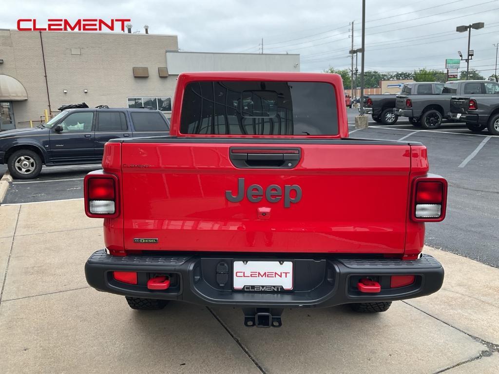 used 2021 Jeep Gladiator car, priced at $37,100