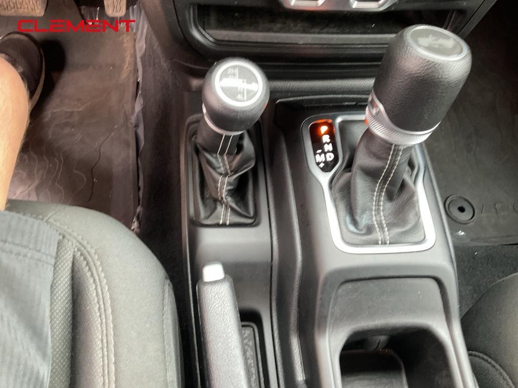 used 2021 Jeep Wrangler Unlimited car, priced at $31,574