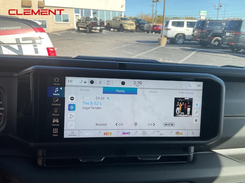 new 2025 Jeep Gladiator car, priced at $47,230