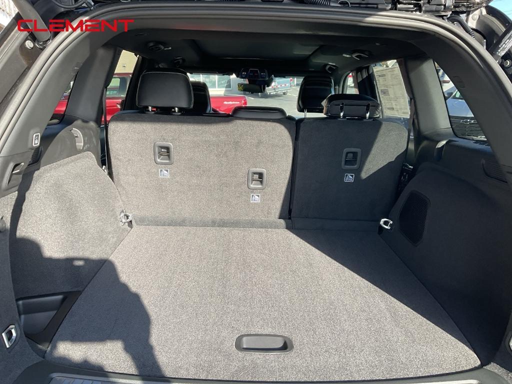 new 2025 Jeep Grand Cherokee car, priced at $54,870