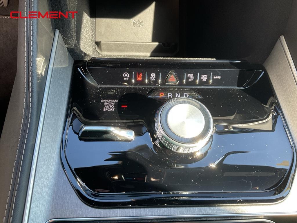 new 2025 Jeep Wagoneer car, priced at $68,952