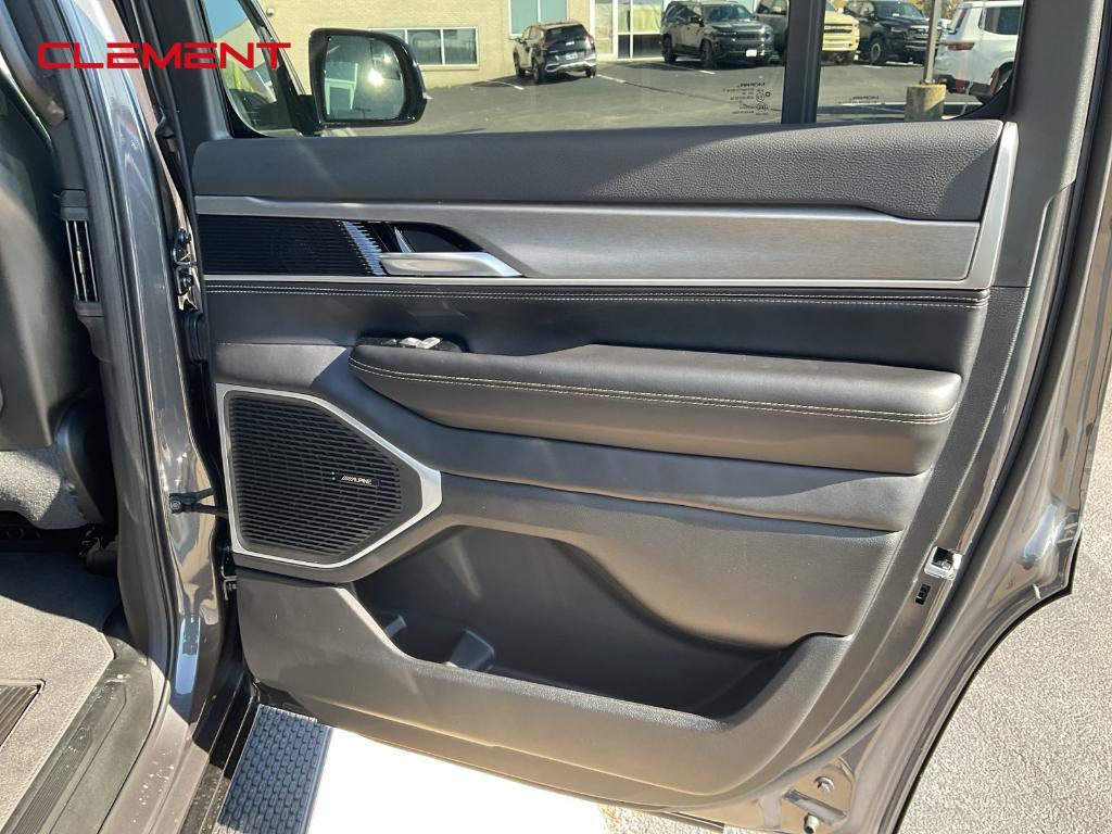 new 2025 Jeep Wagoneer car, priced at $68,952