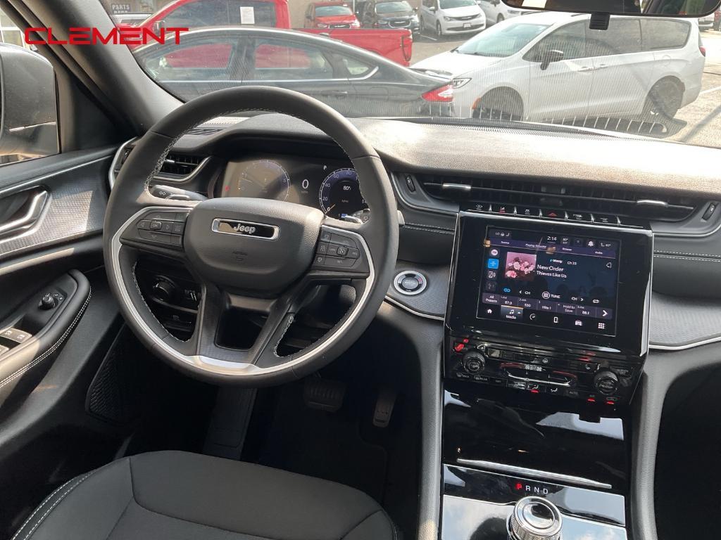 new 2025 Jeep Grand Cherokee L car, priced at $35,994