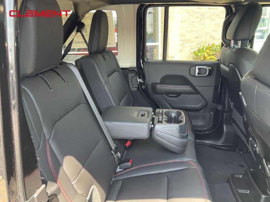 new 2025 Jeep Wrangler car, priced at $58,108