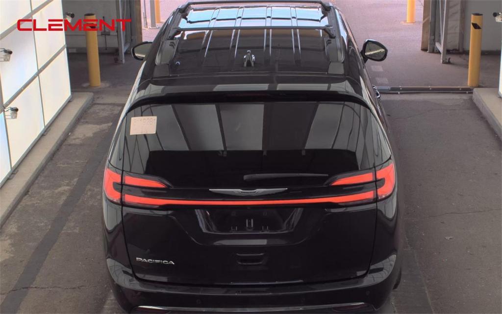 used 2022 Chrysler Pacifica car, priced at $21,500