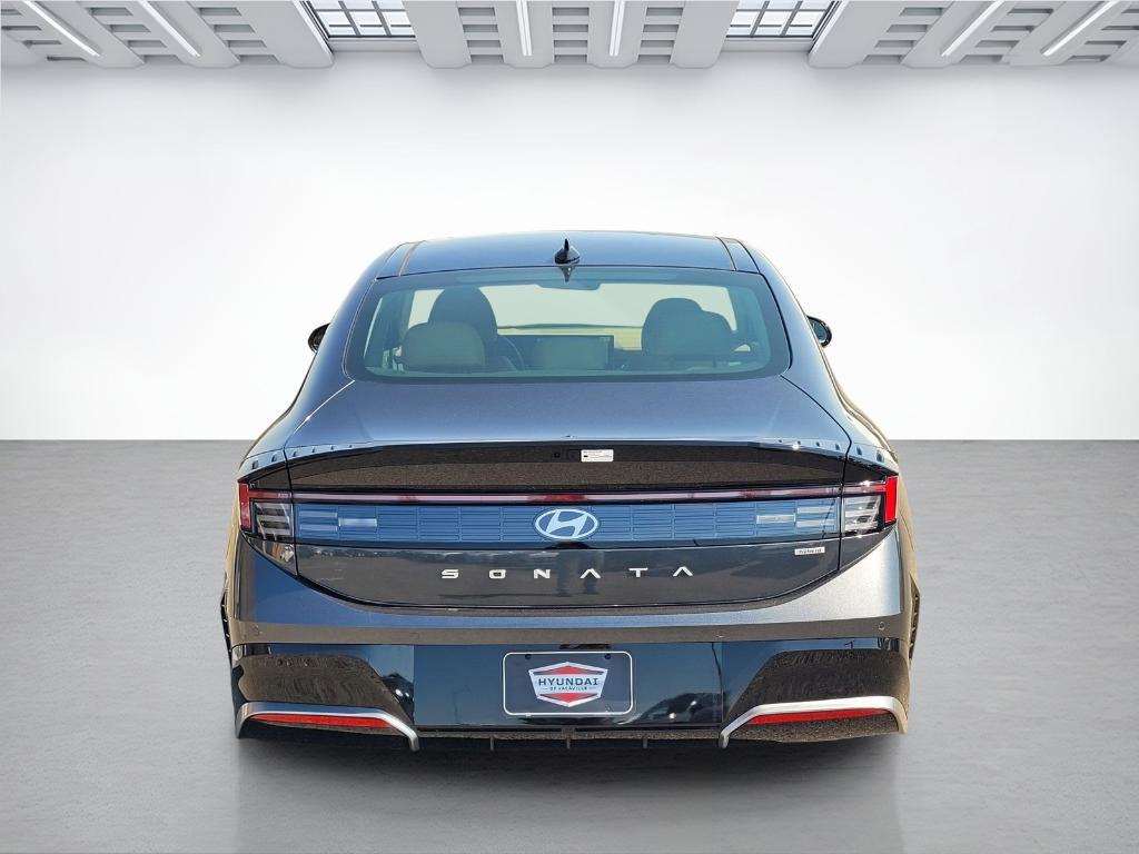 new 2025 Hyundai Sonata Hybrid car, priced at $35,759