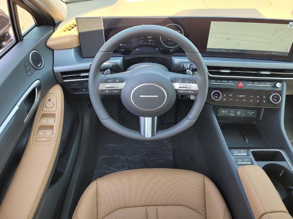 new 2025 Hyundai Sonata Hybrid car, priced at $35,759