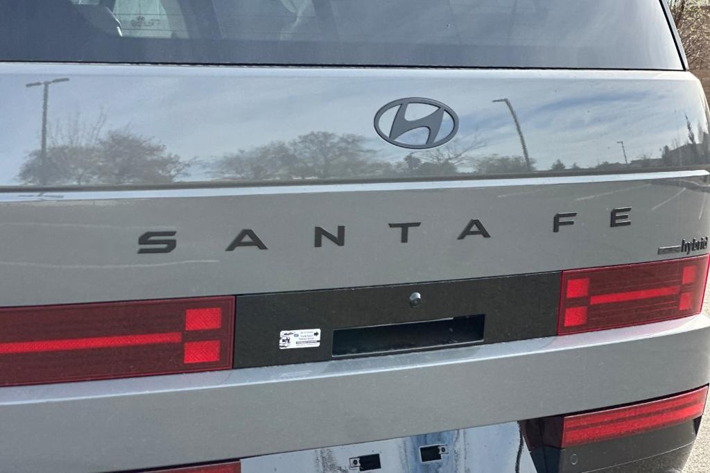 new 2025 Hyundai SANTA FE HEV car