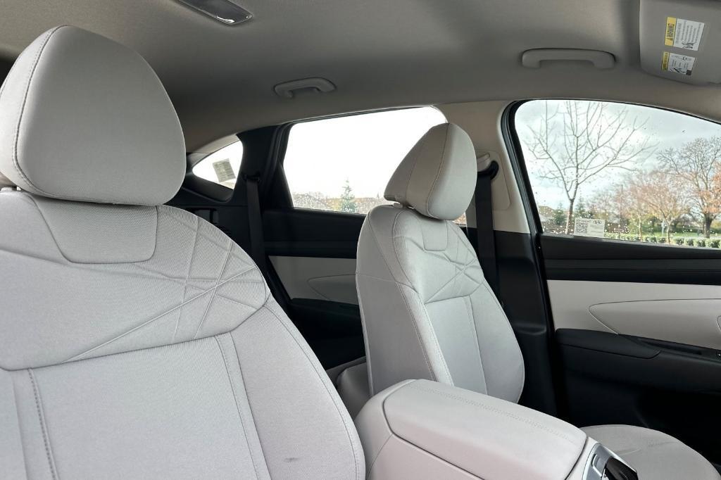 new 2025 Hyundai Tucson car