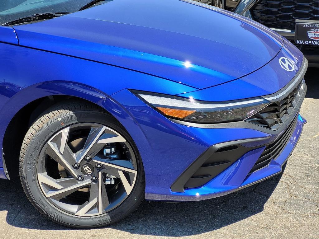 new 2025 Hyundai Elantra car, priced at $22,568