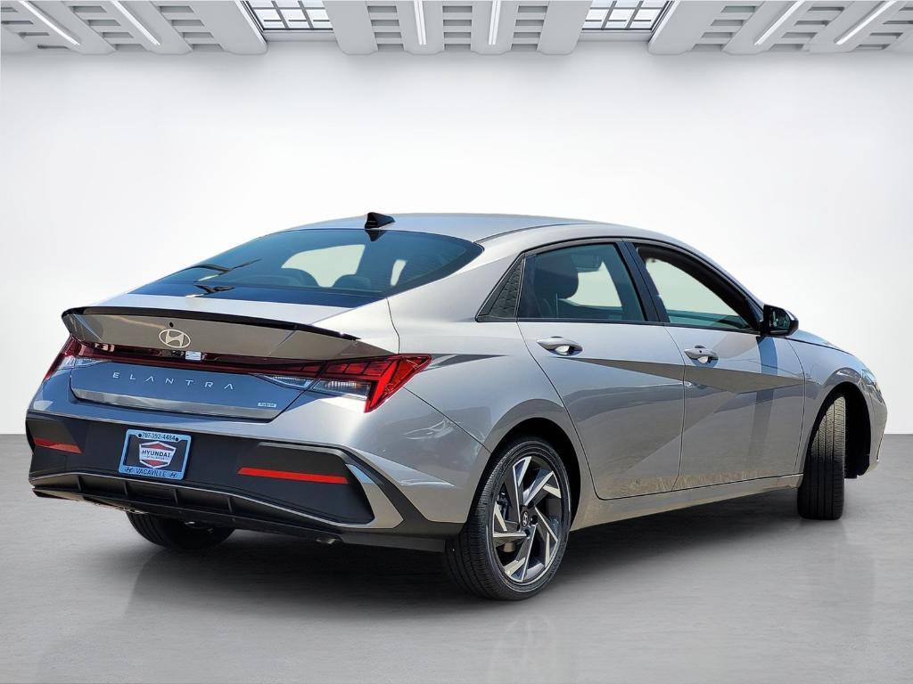 new 2025 Hyundai ELANTRA HEV car, priced at $25,177