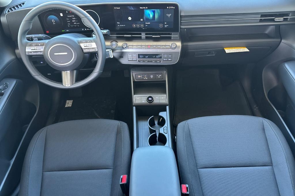 new 2025 Hyundai Kona EV car