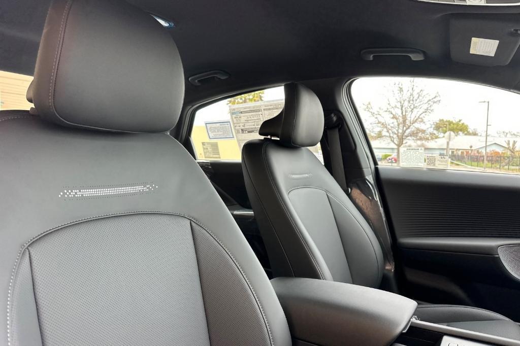 new 2025 Hyundai IONIQ 6 car