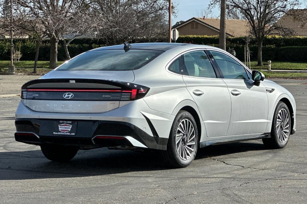 new 2025 Hyundai Sonata Hybrid car, priced at $38,669