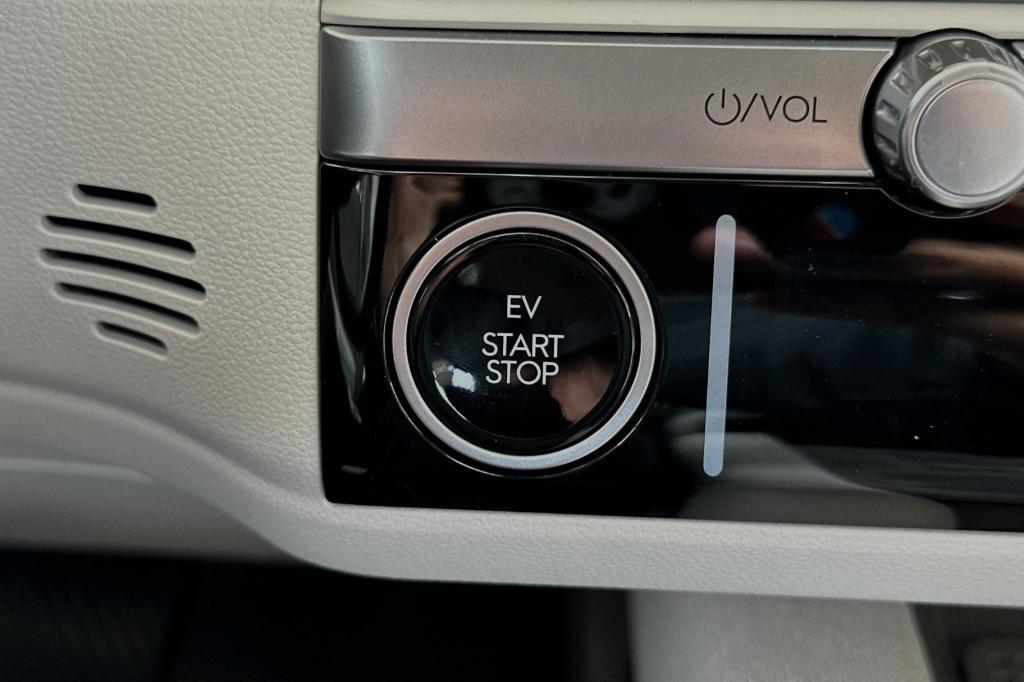 new 2025 Hyundai IONIQ 6 car