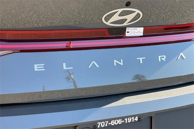 new 2025 Hyundai Elantra HEV car, priced at $28,910