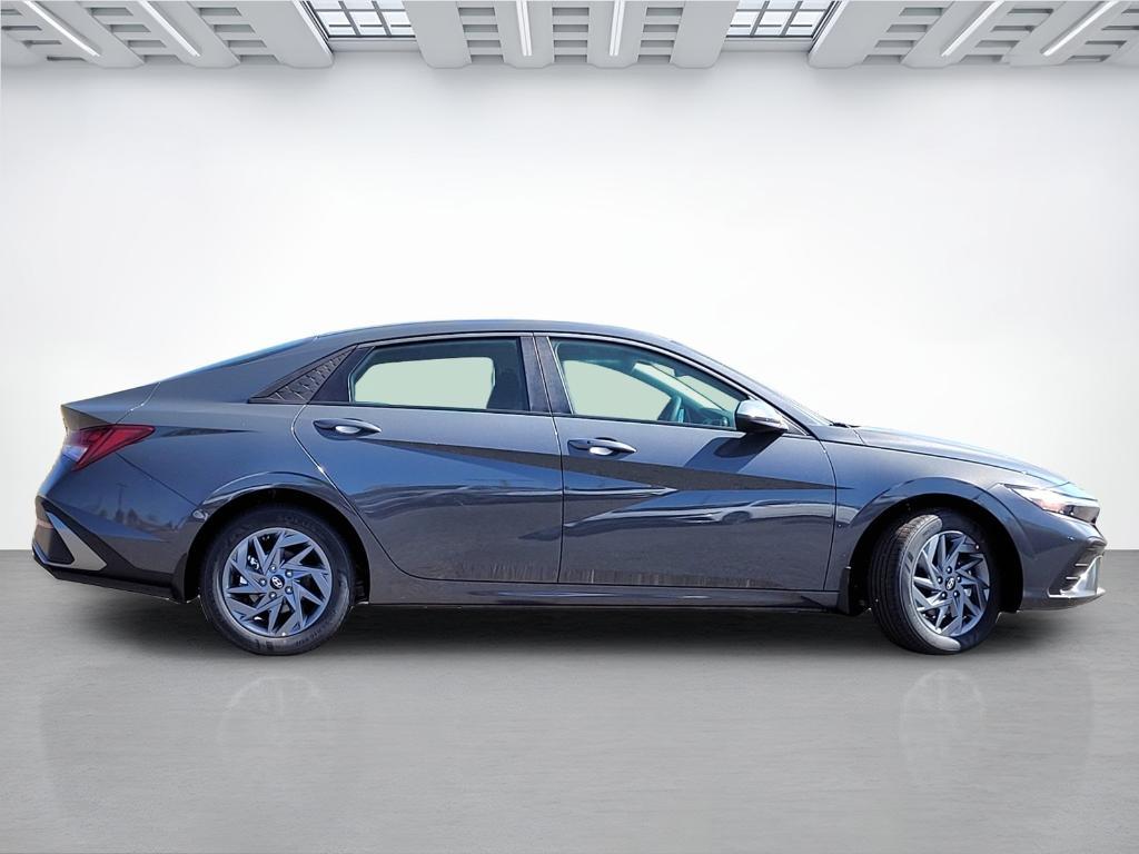 new 2025 Hyundai ELANTRA HEV car, priced at $24,463