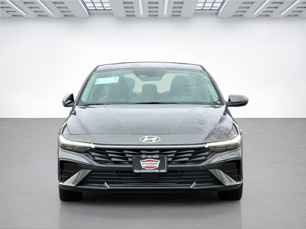 new 2025 Hyundai Elantra car