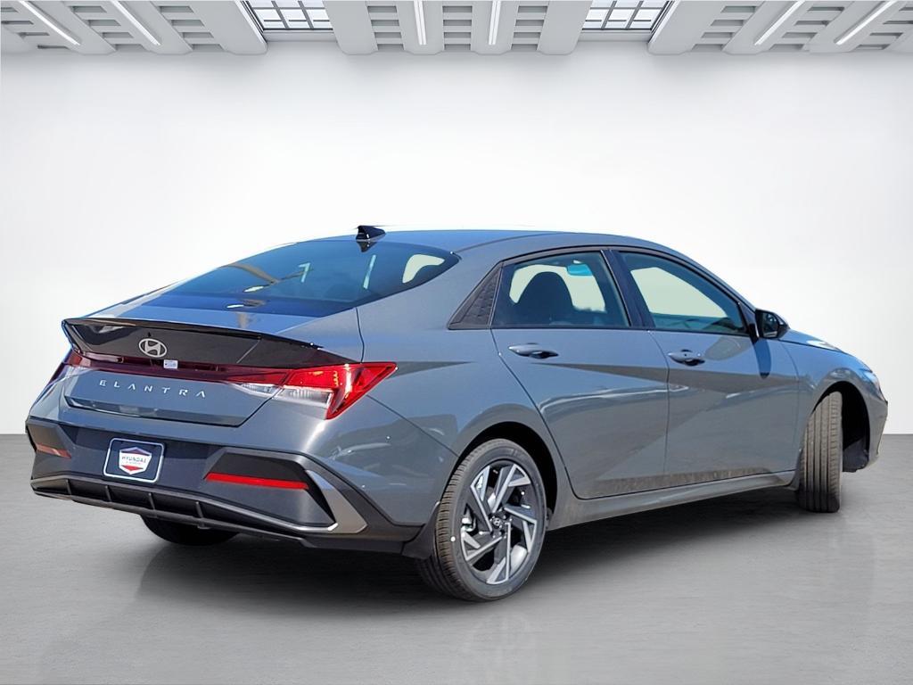 new 2025 Hyundai Elantra car, priced at $22,558