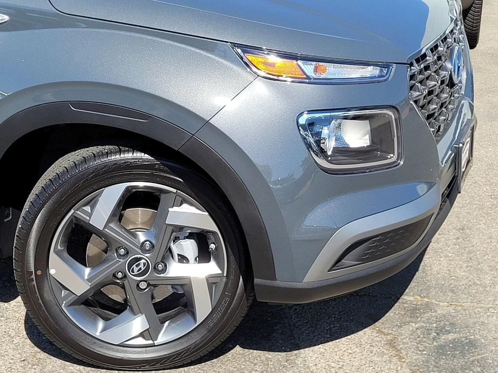 new 2025 Hyundai Venue car, priced at $23,453